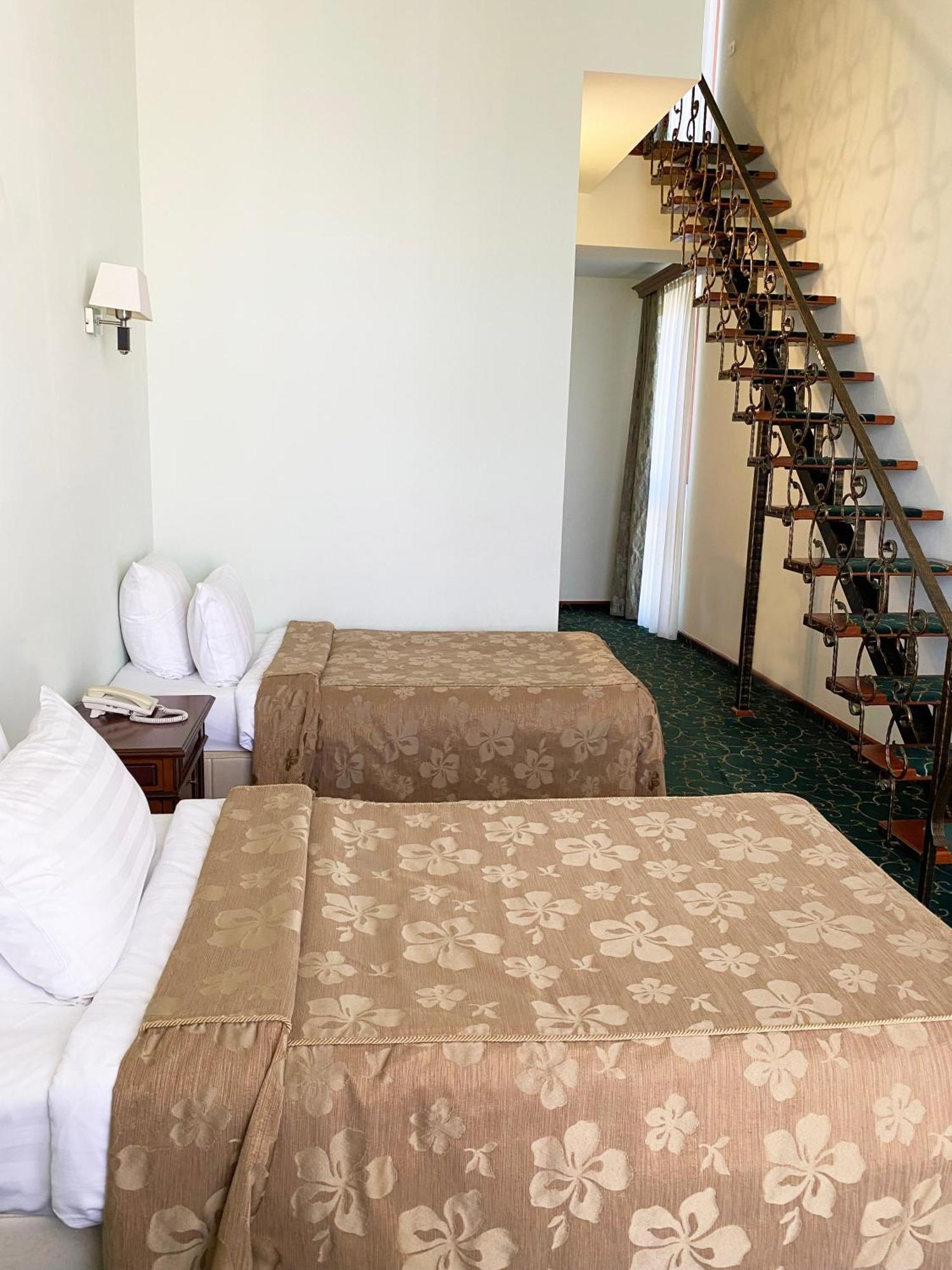 Hotel Russia Tsaghkadzor Esterno foto