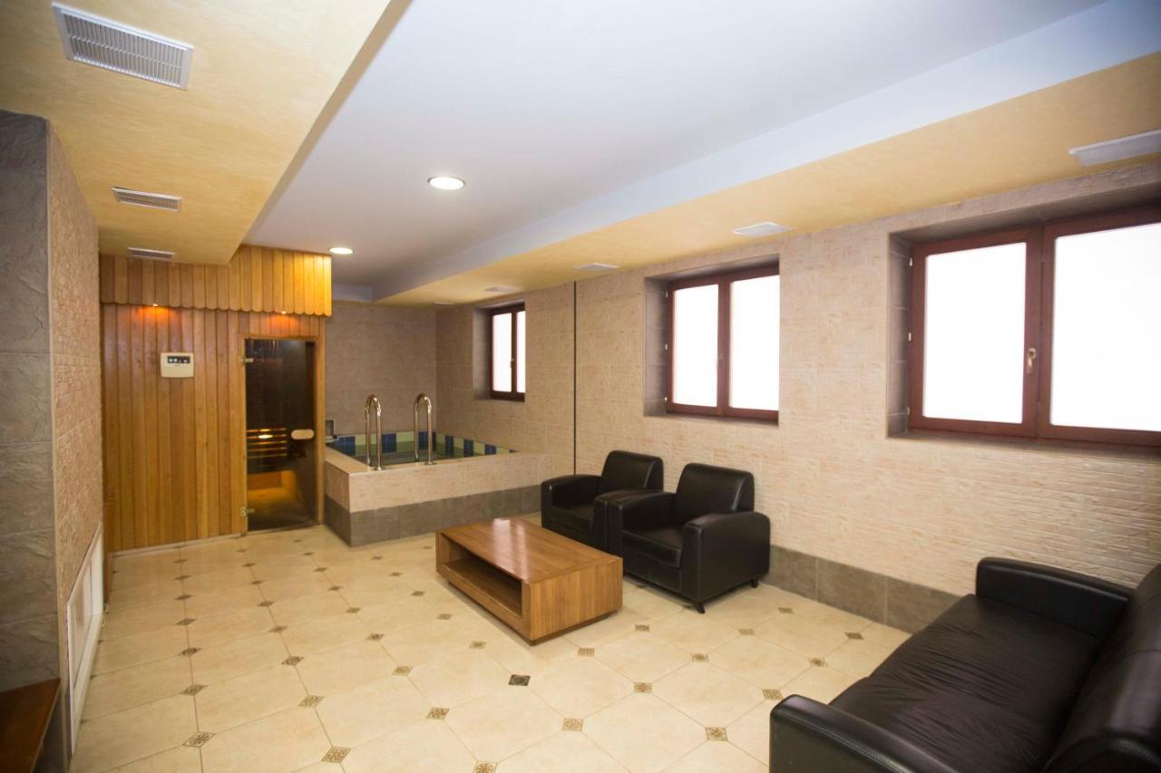 Hotel Russia Tsaghkadzor Esterno foto