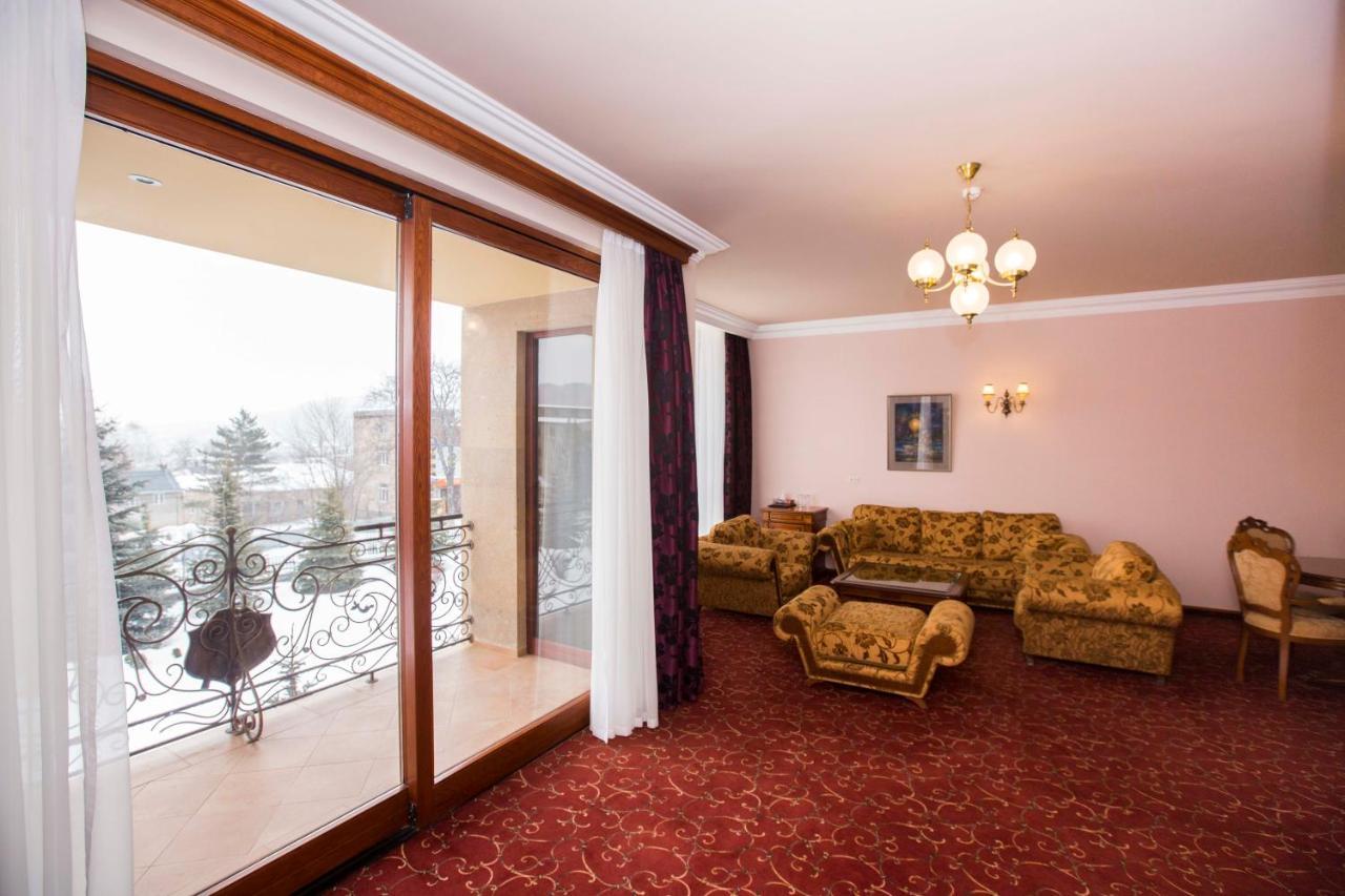 Hotel Russia Tsaghkadzor Esterno foto